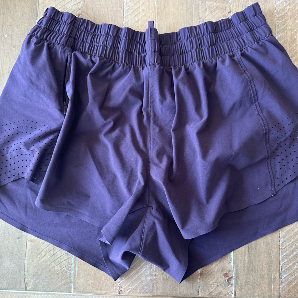 Athleta hustle 3” shorts